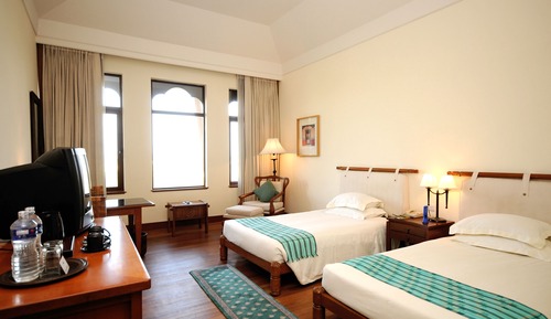 Club Room, 2 Twin Beds