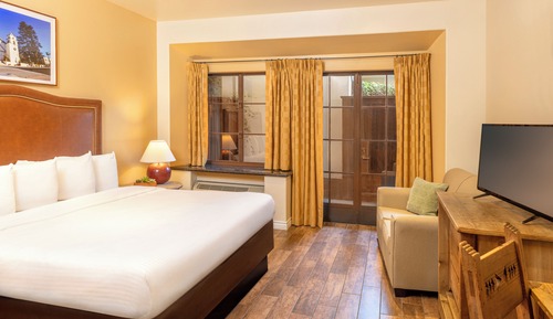 Standard Room, 1 King Bed (Superior King)