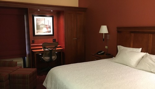 One King Bed, Non-Smoking, Accessible