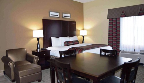 Suite, 1 King Bed, Non Smoking