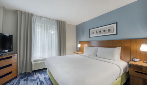 Room, 1 King Bed (Mobility/Hearing Accessible, Tub)