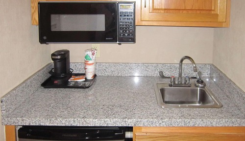 Standard Room, 2 Queen Beds, Jetted Tub (2nd Floor)