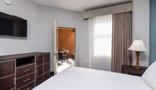 Room, 1 King Bed, Non Smoking, Balcony