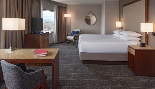 Deluxe Room, 1 King Bed