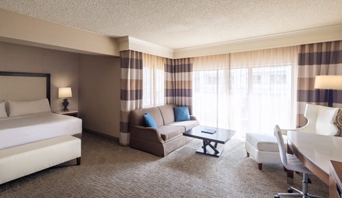 Junior Suite, 1 King Bed with Sofa bed, Balcony