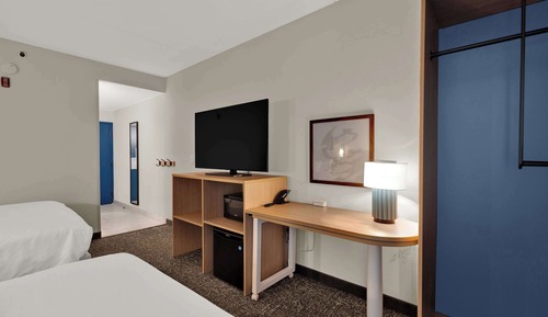 Room, 2 Queen Beds, Accessible, Bathtub (Mobility)