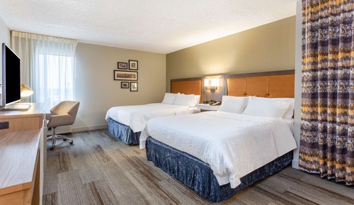 Standard room with two double beds