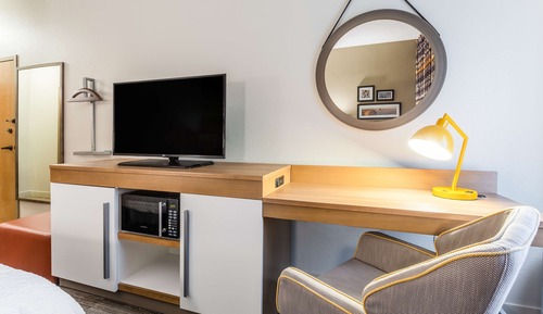 One Double Bed, Non-Smoking, Accessible
