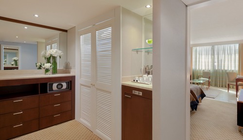 Premium Room, 1 King Bed