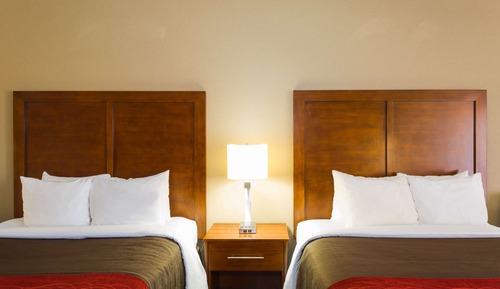 Room, 2 Queen Beds, Non Smoking