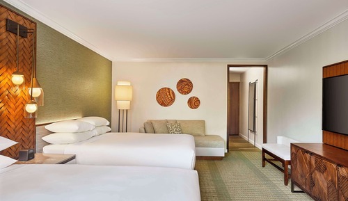 Room, 2 Queen Beds, Accessible, Bathtub