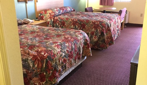 Standard Room, 2 Double Beds, Smoking
