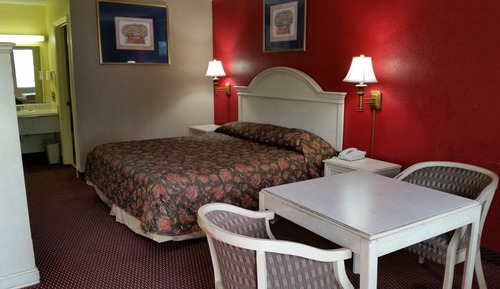 Standard Room, 1 King Bed, Non Smoking