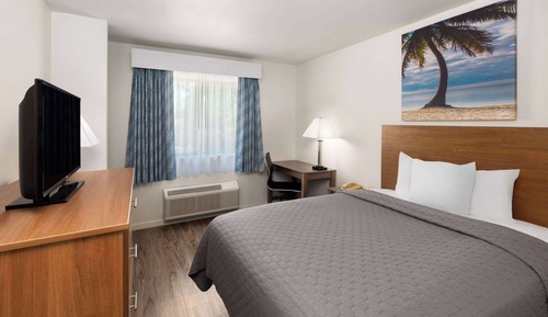 Room, 1 Queen Bed, Non Smoking