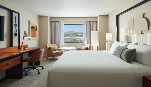 Room, 1 King Bed, Non Smoking, Mountain View