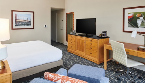 Room, 1 King Bed, Accessible, Bathtub