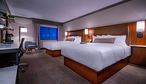 Standard Room, 2 Queen Beds (Hotel Two Queen Beds)
