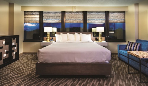 Deluxe Room, 1 King Bed, Bay View (Tower Deluxe Bay View King Bed)