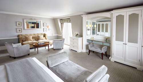 Deluxe Junior Suite
