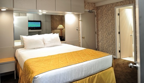 Standard Suite, 1 Bedroom, Non Smoking, Kitchenette