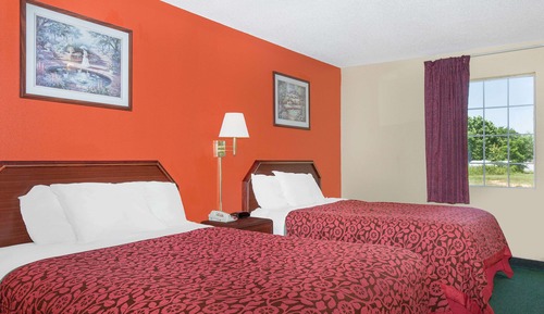 Standard Room, 2 Queen Beds, Accessible, Smoking