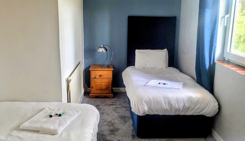 Twin Room, Ensuite
