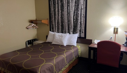 Standard Room, 1 Queen Bed, Accessible
