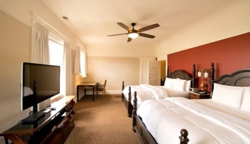 Standard Room, 2 Queen Beds (GR2)