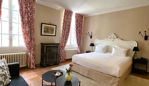 Junior Suite, 1 Double Bed, Bathtub