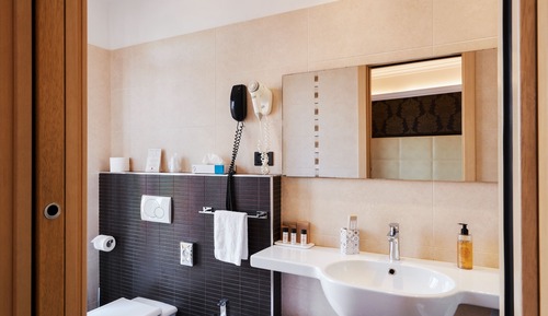 French Bed con vista