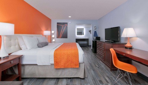 Room, 1 King Bed, Smoking