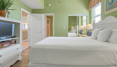 Condo, 2 Bedrooms