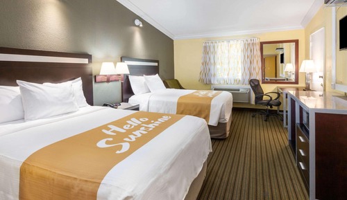 Double Room, 2 Double Beds