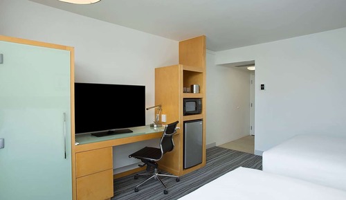 Room, 2 Queen Beds, Non Smoking