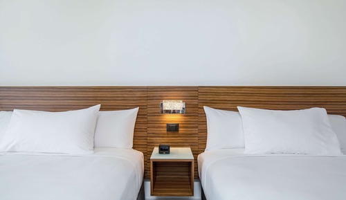 Room, 2 Queen Beds, Lanai, Oceanfront