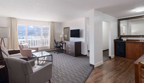 Suite, 1 King Bed, Non Smoking (One-Bedroom, Water View)