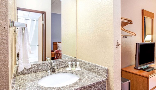 Double Room, 2 Double Beds