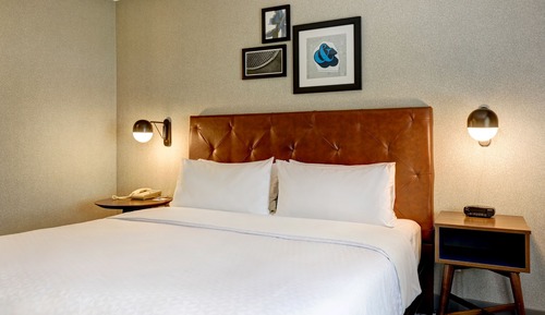 Junior Suite, 1 King Bed with Sofa bed