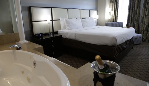 Suite, 1 Bedroom, Jetted Tub