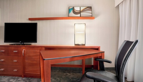 Room, 2 Queen Beds (Hearing Accessible)
