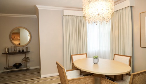 1 King Bed, Accessible (Premier Suite, Roll In Shower)