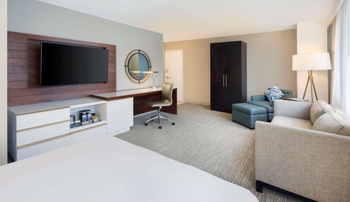 Junior Suite, 1 King Bed, Non Smoking
