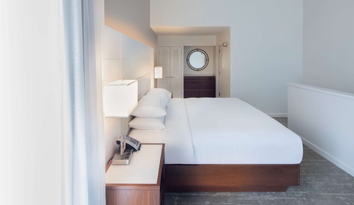 Duplex, 1 King Bed (2 Balcony)