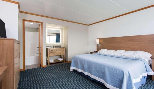 King Room with Street View - Non Smoking