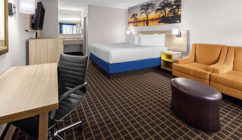 Standard Room, 1 King Bed, Smoking