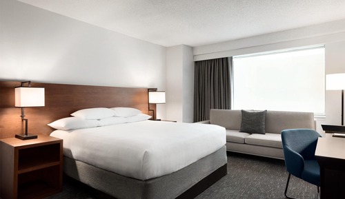 Room, 1 King Bed (High Floor)
