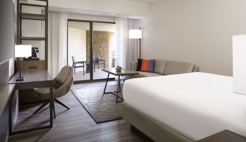 Room, 1 King Bed, Balcony
