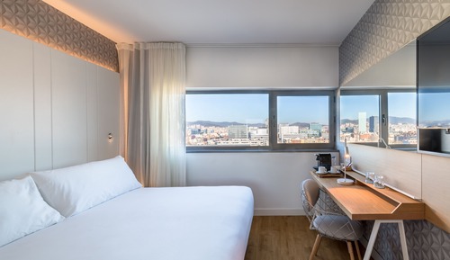 Deluxe Room (Deluxe)