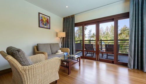 Deluxe Room (Adults Only)