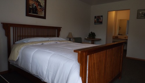 Standard Single Room, Refrigerator & Microwave